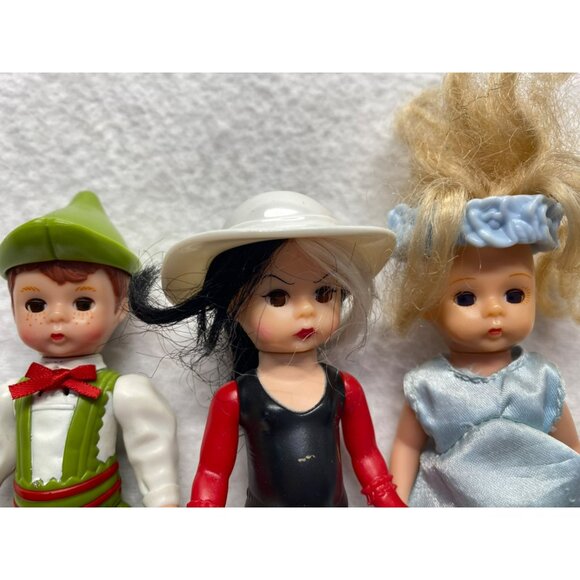 Vintage Madam Alexander Dolls #3843 - Picture 3 of 8